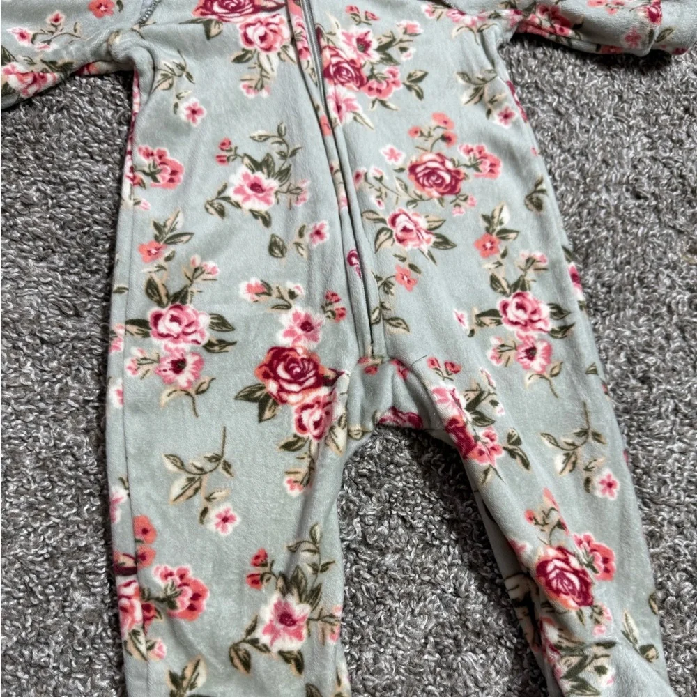 Nicole Miller Baby Girl Floral Footie Onesie Size 0-3 Months
